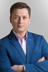 Dmitri Ruzanov, hambakirurg, implantoloog